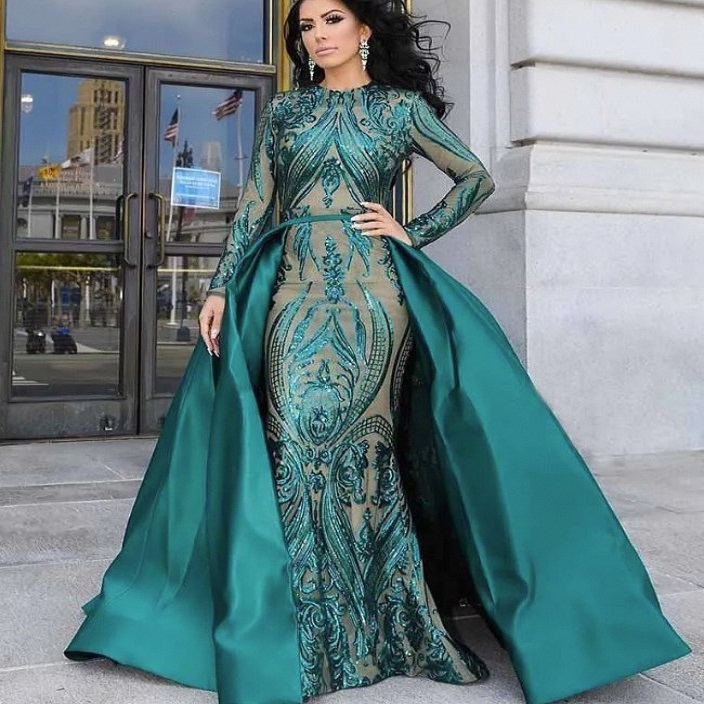 emerald green dress